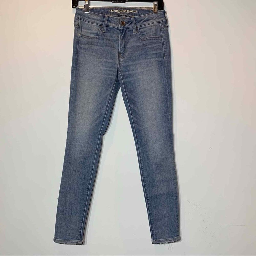 American Eagle Outfitters Blue Jeans - Picture 6 of 7